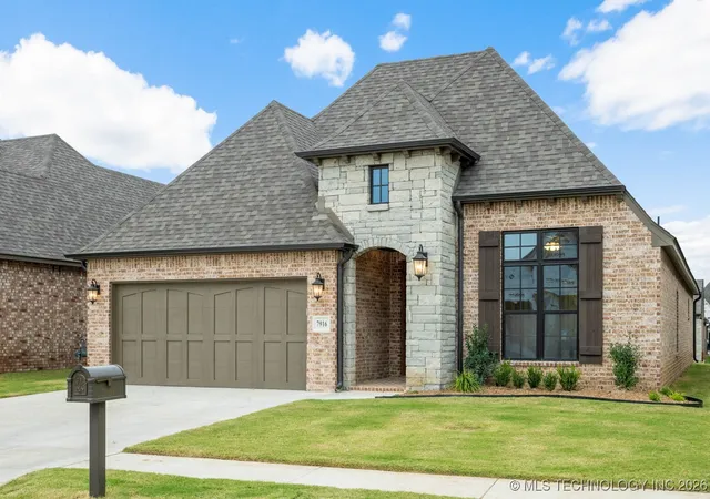 2nd image of 7916 N 146th Eastavenue, Owasso, OK 74055 | MLS# 2602080