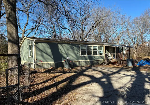 Homes for sale in Catoosa, OK | 26275 E 16th St, Catoosa, OK 74015 | MLS# 2602274