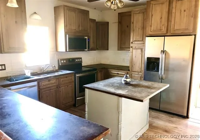 Homes for sale in Cushing, OK | 1301 E Ash St, Cushing, OK 74023 | MLS# 2602388