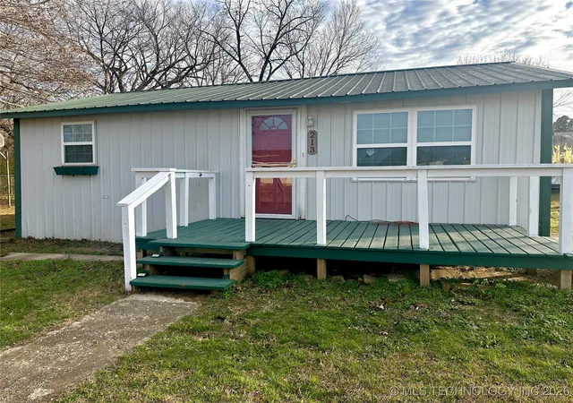 Homes for sale in Stonewall, OK | 213 E 5th, Stonewall, OK 74871 | MLS# 2602160