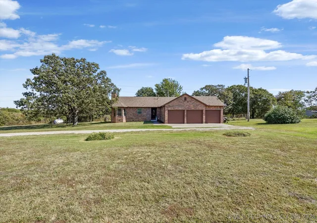 Homes for sale in Skiatook, OK | 11554 W 181st St, Skiatook, OK 74070 | MLS# 2602406