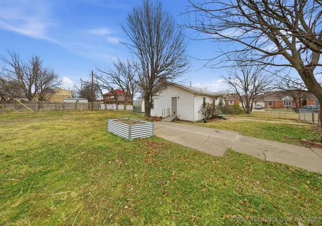 Homes for sale in Cushing, OK | 616 E Cherry St, Cushing, OK 74023 | MLS# 2602520