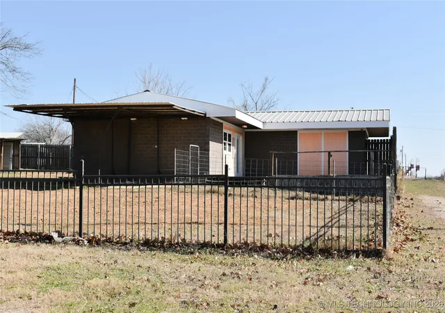 Single family home for sale at 105 W Valliant Ave, Fort Towson, OK 74735 | MLS# 2602621