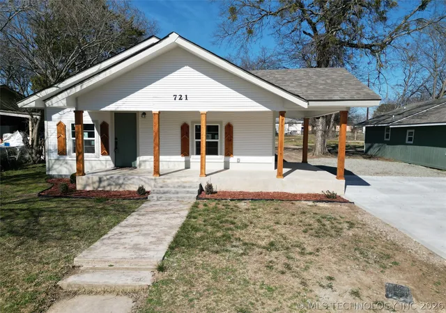 1st image of 721 Roff St, Ardmore, OK 73401 | MLS# 2602810