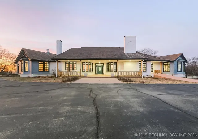 Homes for sale in Ramona, OK | 38009 Us Hwy 75, Ramona, OK 74061 | MLS# 2603081