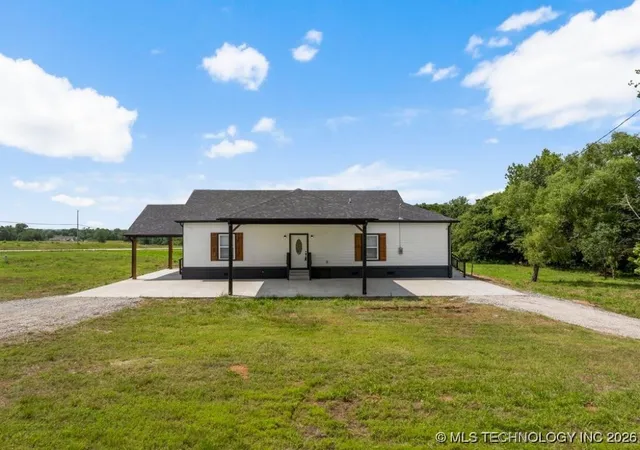 Homes for sale in Bristow, OK | 35444 W 271st St S, Bristow, OK 74010 | MLS# 2603121