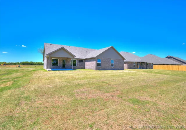 Homes for sale in Bixby, OK | 14757 S College Pl, Bixby, OK 74008 | MLS# 2603282