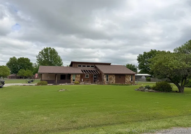 Homes for sale in Vinita, OK | 860 Lori Ln, Vinita, OK 74301 | MLS# 2603434