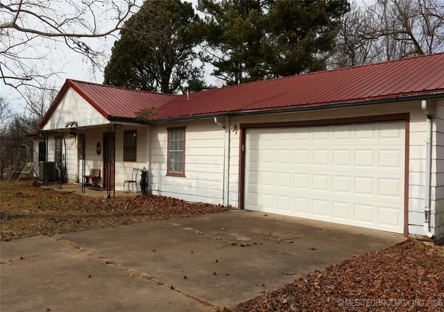 38th image of 410863 E 1211 Rd, Eufaula, OK 74432 | MLS# 2603057