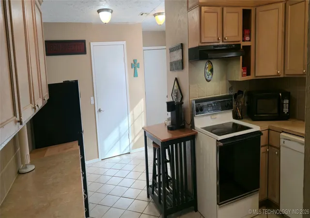 4th image of 410863 E 1211 Rd, Eufaula, OK 74432 | MLS# 2603057