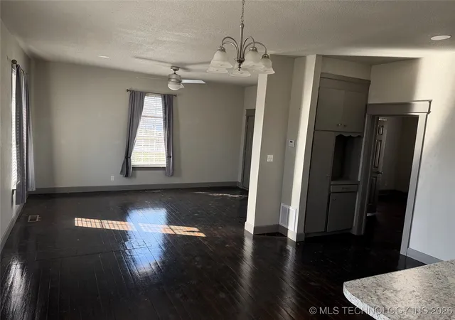 4th image of 912 Culbertson Sw, Ardmore, OK 73401 | MLS# 2603587