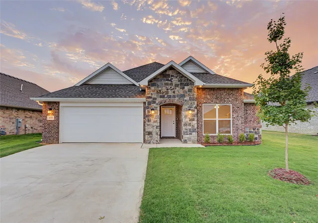 Photo 2 of Single family home for sale at 10728 S 275th Eastavenue, Coweta, OK 74014 | MLS# 2603649 | Listing updated on 2026-08-28
