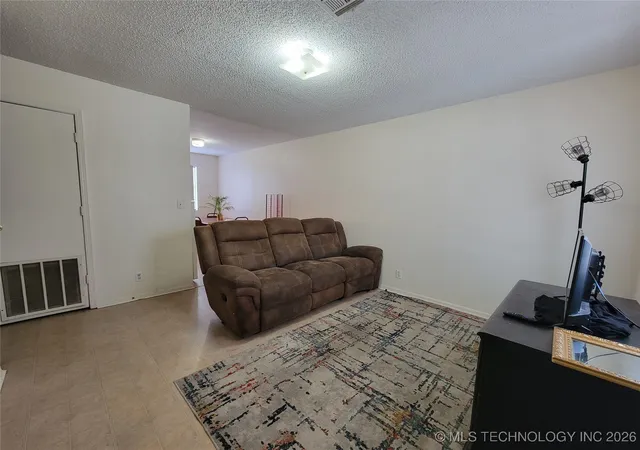 Photo 5 of House for sale at (Undisclosed), Sallisaw, OK 74955 | MLS# 2603460 | Listing updated on 2026-08-20
