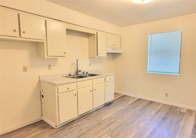 Listing Photo 3 - Condo for sale in building located at 1923 N Maple St, Sallisaw, OK 74955
