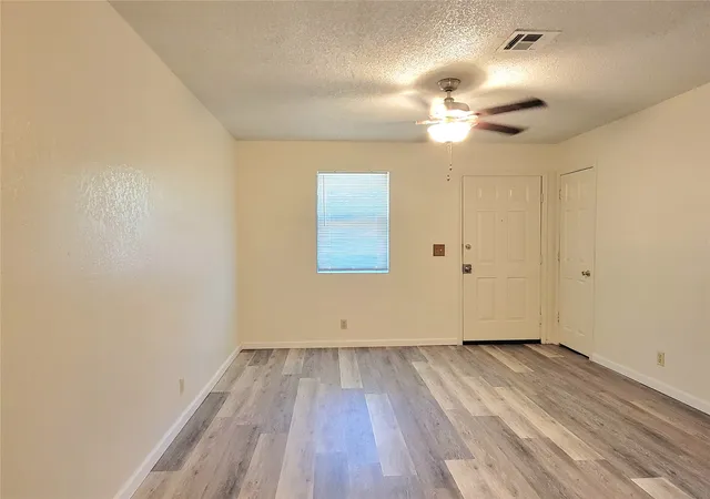 Listing Photo 4 - Condo for sale in building located at 1923 N Maple St, Sallisaw, OK 74955