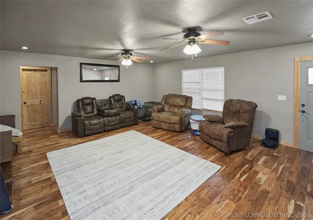 Photo 3 of Sale Pending at 9754 N 510 Road, Tahlequah, OK 74464 | MLS# 2603905 | Listing updated on 2026-08-20