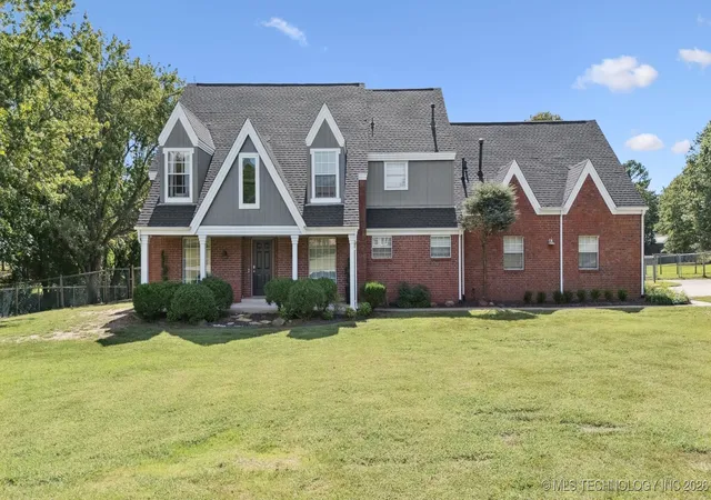 1st image of 4704 W 88th St, Tulsa, OK 74132 | MLS# 2604000