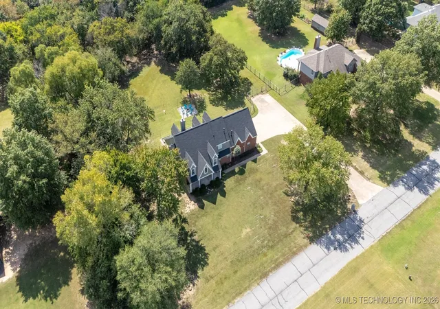 62nd image of 4704 W 88th St, Tulsa, OK 74132 | MLS# 2604000