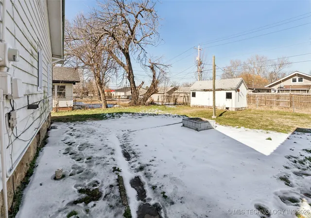 Homes for sale in Okmulgee, OK | 1109 E 9th St, Okmulgee, OK 74447 | MLS# 2604069