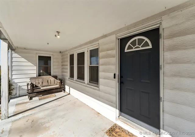 Homes for sale in Okmulgee, OK | 1109 E 9Th St, Okmulgee, OK 74447 | MLS# 2604069