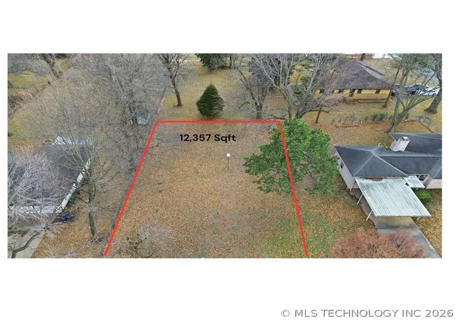 2nd image of 2706 E 49th St, Tulsa, OK 74105 | MLS# 2604301