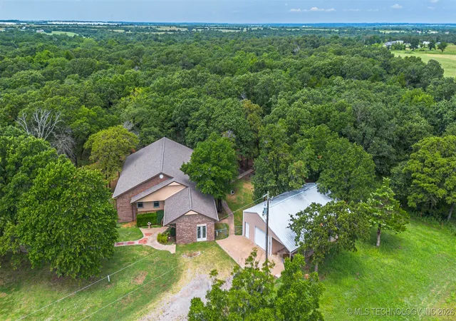 Homes for sale in Cushing, OK | 4412 E Grandstaff Rd, Cushing, OK 74023 | MLS# 2603991