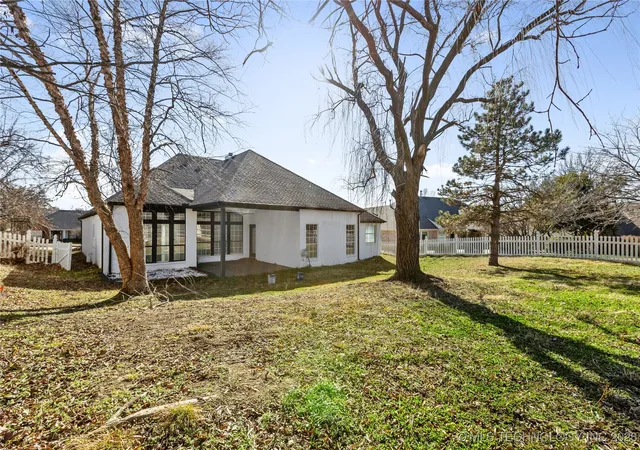 Homes for sale in Claremore, OK | 3204 Heritage Dr, Claremore, OK 74019 | MLS# 2551010