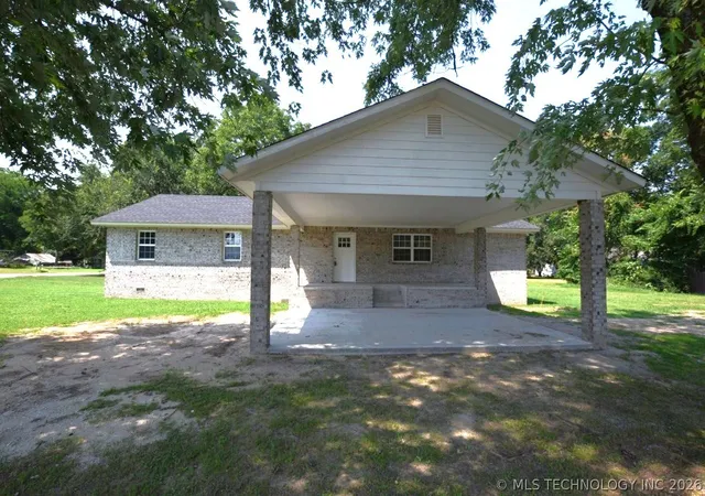 1st image of 1468 W Division St, Westville, OK 74965 | MLS# 2604482