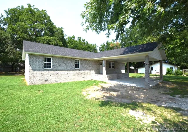 2nd image of 1468 W Division St, Westville, OK 74965 | MLS# 2604482