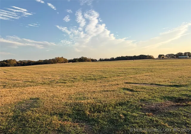 8th image of 410053 E County Rd 1240, Eufaula, OK 74432 | MLS# 2546958