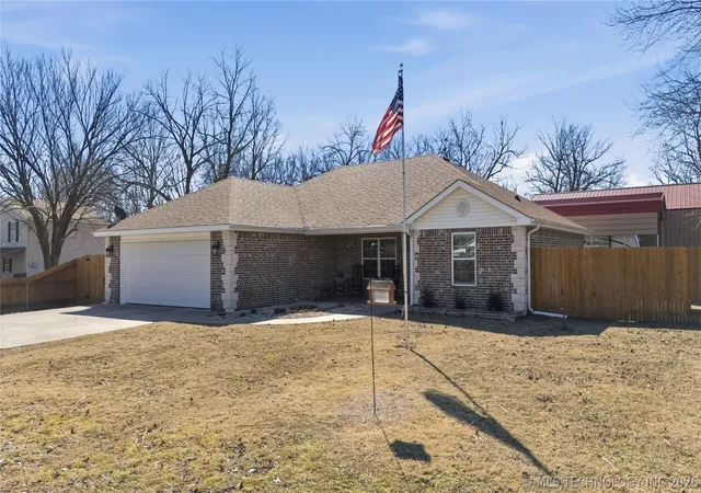 Homes for sale in Chelsea, OK | 440 W 7th St, Chelsea, OK 74016 | MLS# 2604396