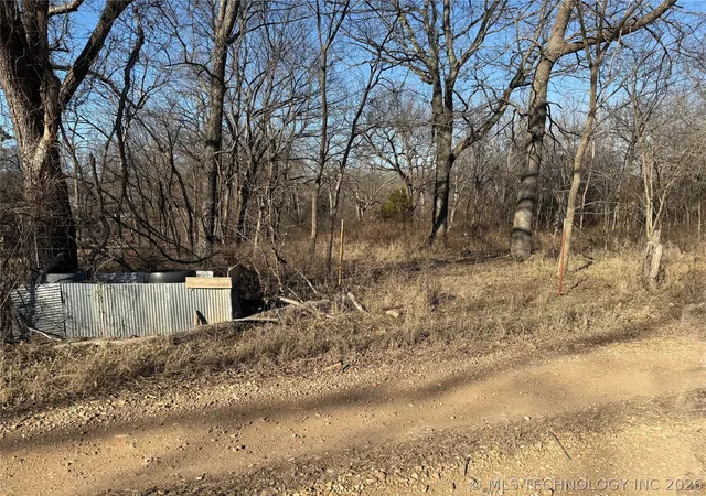 2nd image of 2 W 703 Rd, Hulbert, OK 74441 | MLS# 2604563
