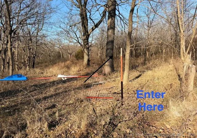 3rd image of 2 W 703 Rd, Hulbert, OK 74441 | MLS# 2604563