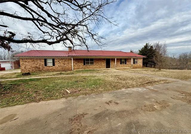 Homes for sale in Bokchito, OK | 3157 State Road 22, Bokchito, OK 74726 | MLS# 2604541