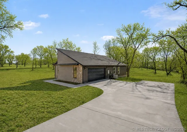 2nd image of 240 E 14th St, Jay, OK 74346 | MLS# 2604676