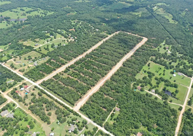 2nd image of 5 S Westminster Rd, Guthrie, OK 73044 | MLS# 2604757