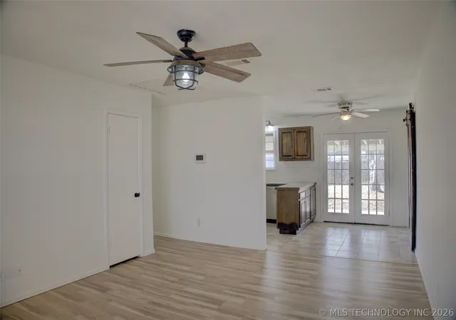 Homes for sale in Claremore, OK | 1405 N Lang St, Claremore, OK 74017 | MLS# 2604786