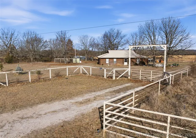 Photo 1 of Single family home for sale at 98426 Us Hwy 59, Sallisaw, OK 74955 | MLS# 2604939 | Listing updated on 2026-08-28