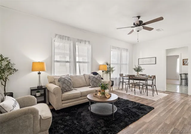 2nd image of 506 D St Nw, Ardmore, OK 73401 | MLS# 2604941