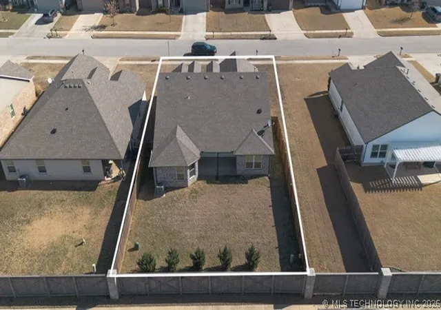 Homes for sale in Collinsville, OK | 12316 N 130th Eastavenue, Collinsville, OK 74021 | MLS# 2605006