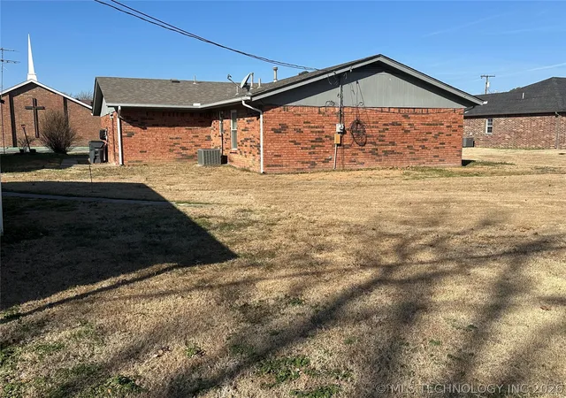 Homes for sale in Morris, OK | 507 S 2nd St, Morris, OK 74445 | MLS# 2604918