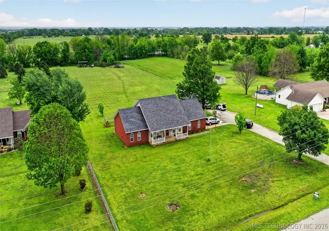 1st image of 511 Rhonda St, Pryor, OK 74361 | MLS# 2605045