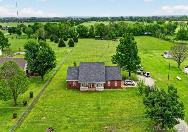 2nd image of 511 Rhonda St, Pryor, OK 74361 | MLS# 2605045