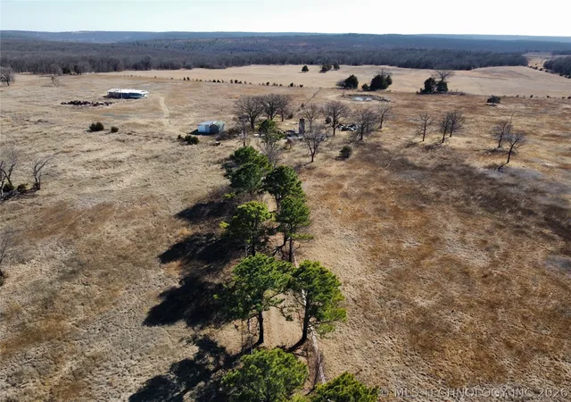 2nd image of 402336 E 1100, Henryetta, OK 74437 | MLS# 2605063