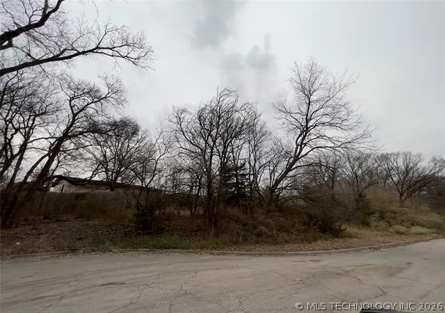Homes for sale in Bartlesville, OK | Se Ravenwood Ct, Bartlesville, OK 74006 | MLS# 2605098