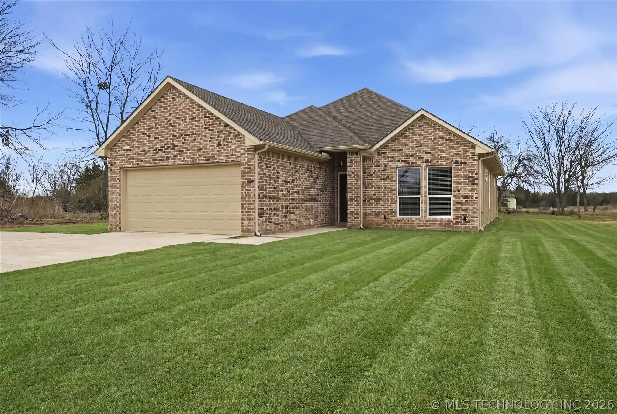 Photo 1 of Single family home for sale at 116 8th Avenue, Colbert, OK 74733 | MLS# 2605258 | Listing updated on 2026-10-27