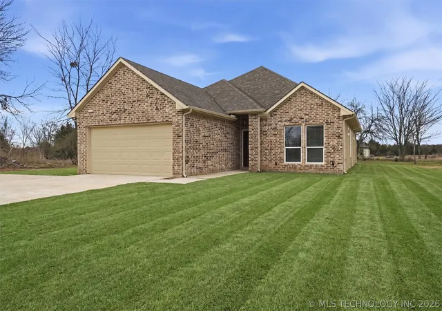 Homes for sale in Colbert, OK | 116 8th Ave, Colbert, OK 74733 | MLS# 2605258