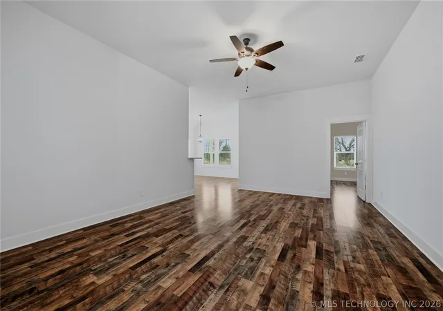 5th image of 116 8Th Ave, Colbert, OK 74733 | MLS# 2605258