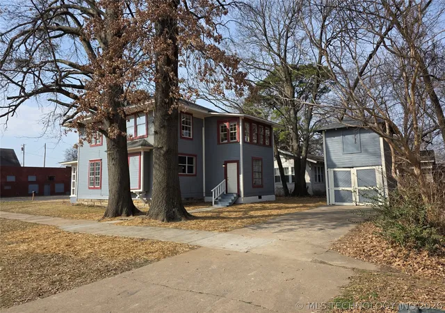 Homes for sale in Muskogee, OK | 1602 W Broadway St, Muskogee, OK 74401 | MLS# 2604894