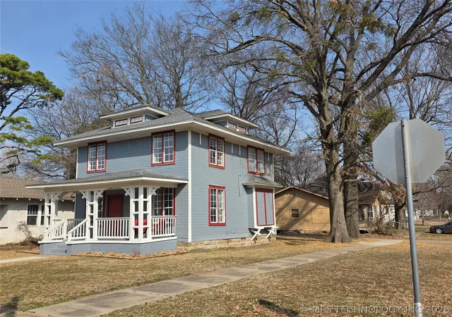 Homes for sale in Muskogee, OK | 1602 W Broadway St, Muskogee, OK 74401 | MLS# 2604894